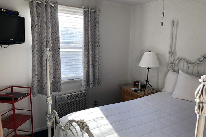Room 51 of 162