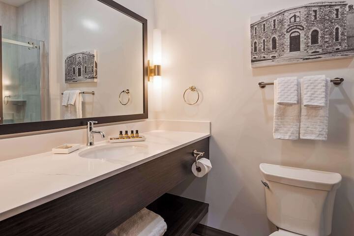 Best Western Plus Morden