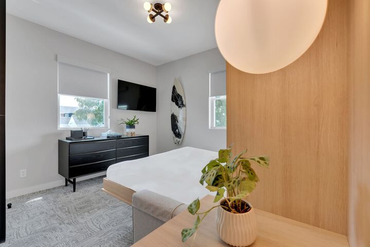 Room 10 of 48