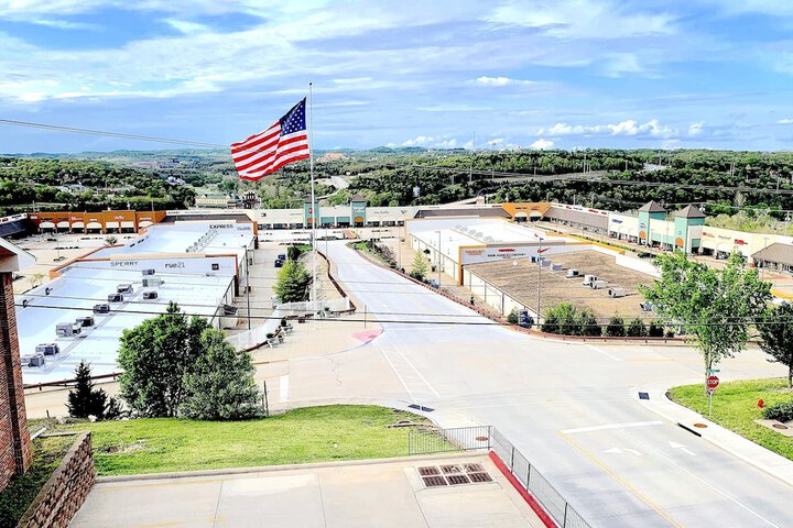 AmericInn by Wyndham Branson & Conference Center