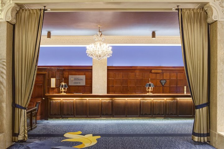 Hotel Interior 16 of 100