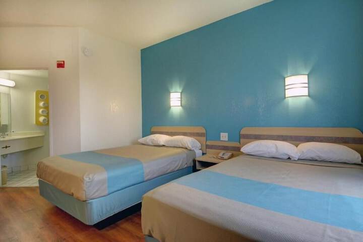 Room 16 of 45