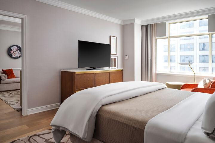 Room 25 of 65