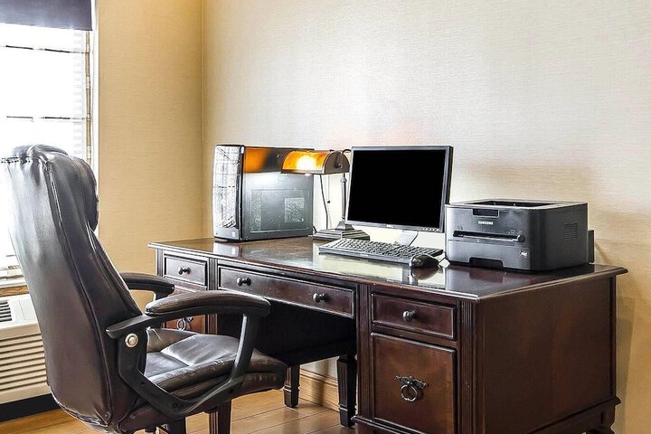 Comfort Inn Owatonna near Medical Center