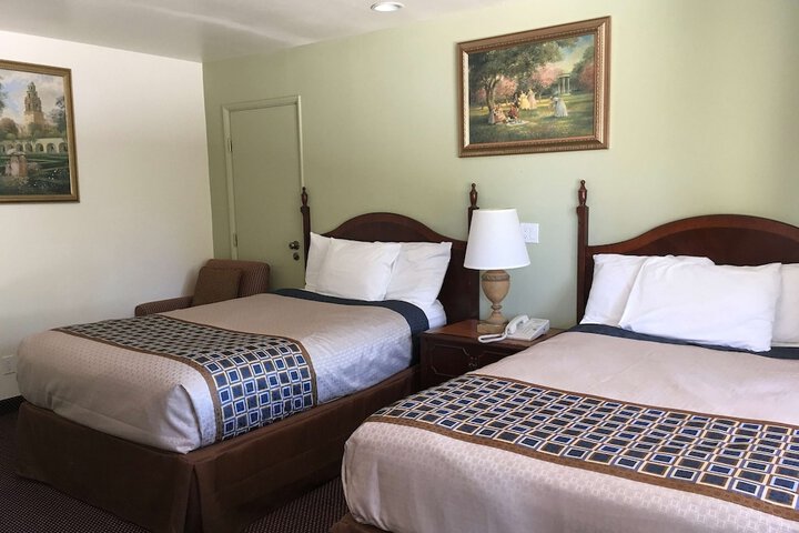 Room 108 of 124