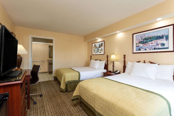 Room 14 of 26
