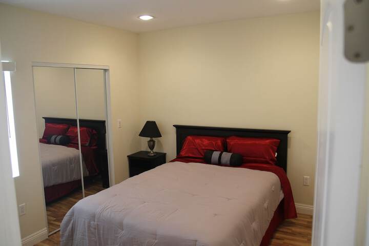 Room 5 of 25