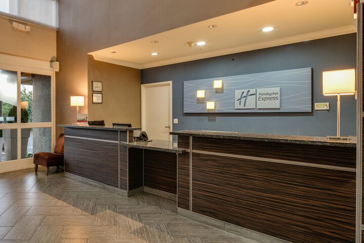 Hotel 7 of 71