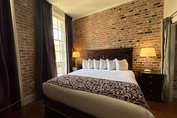Room 20 of 47