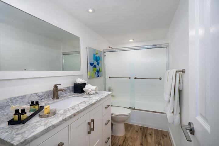 Beach Haus Bal Harbour