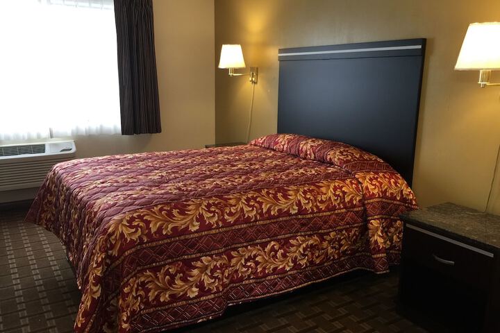 Room 18 of 44