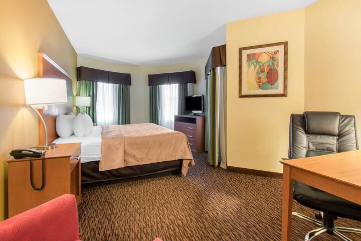 Room 15 of 36