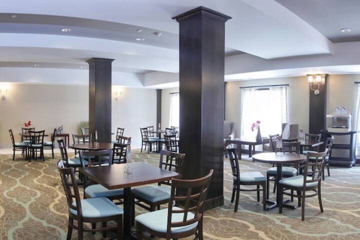 Holiday Inn Express Fort St. John by IHG