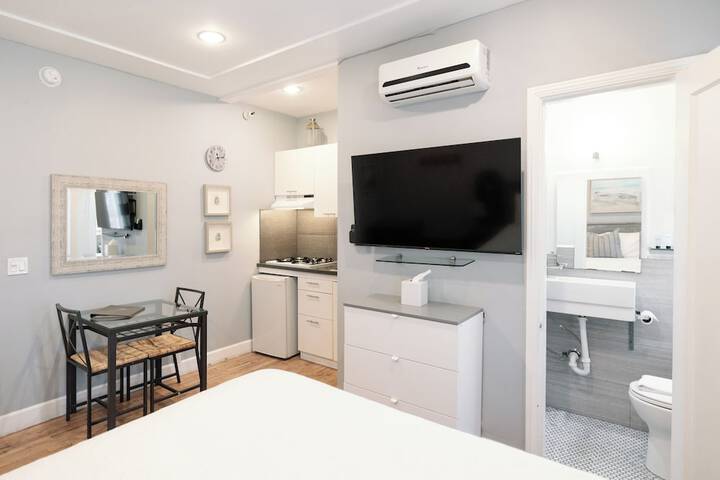 Room 114 of 151
