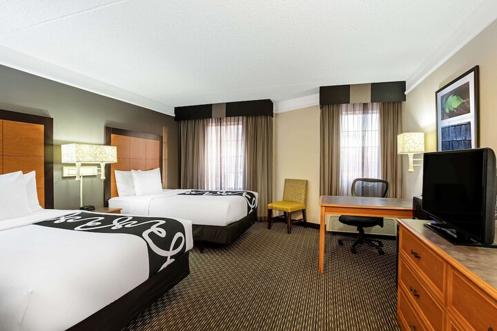 Room 9 of 29