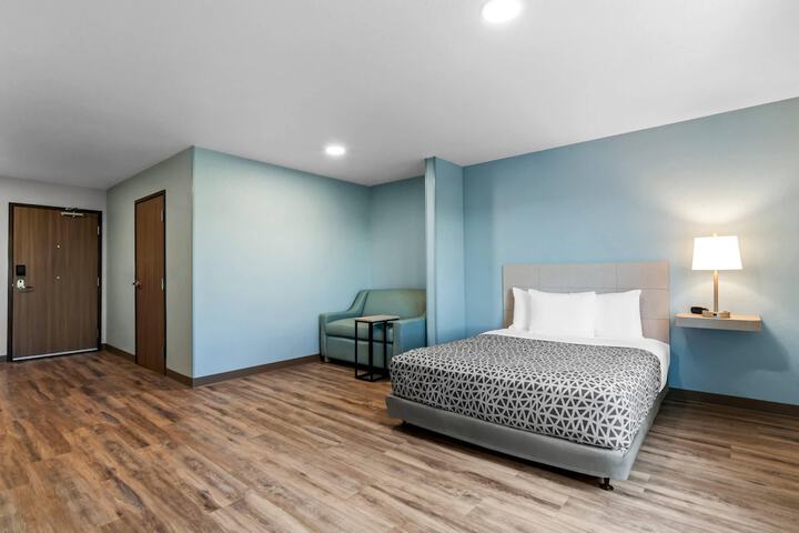Woodspring Suites Rogers Bentonville
