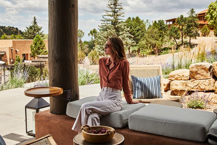 Bishops Lodge Auberge Collection