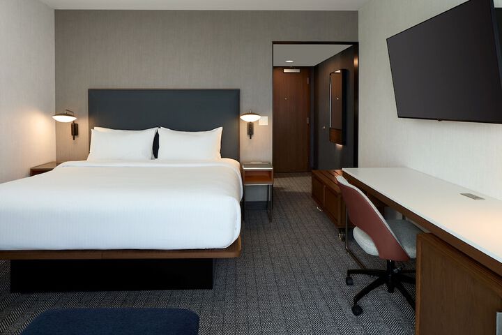 Courtyard by Marriott Montreal Laval