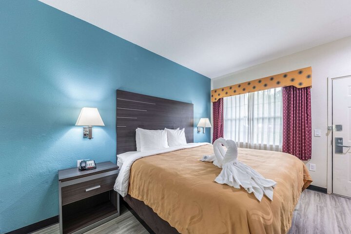 Quality Inn & Suites Canton