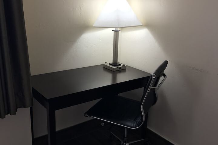 Room 47 of 68