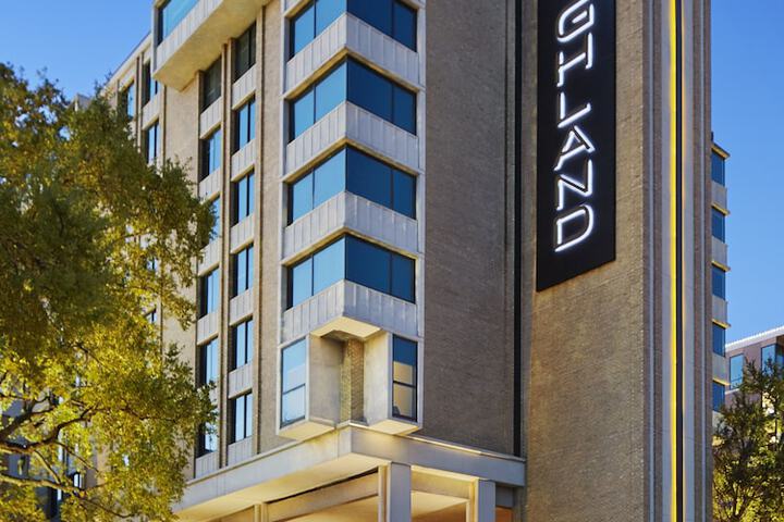 Hotel 2 of 49