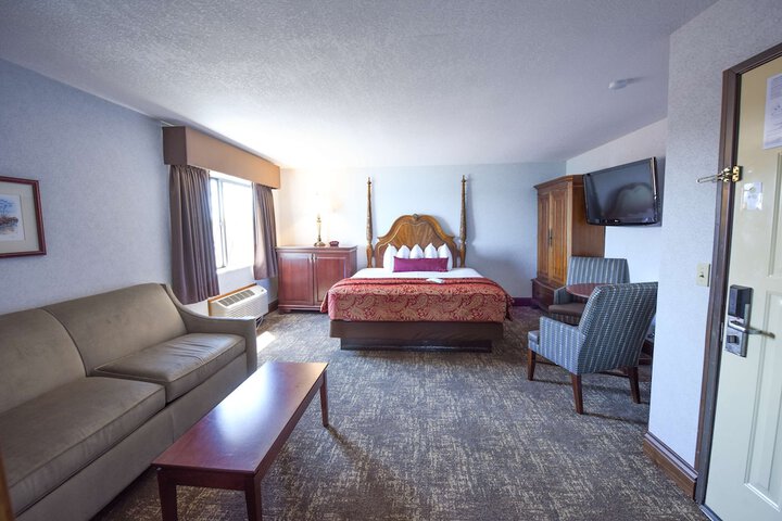 Best Western Plus Dockside Waterfront Inn