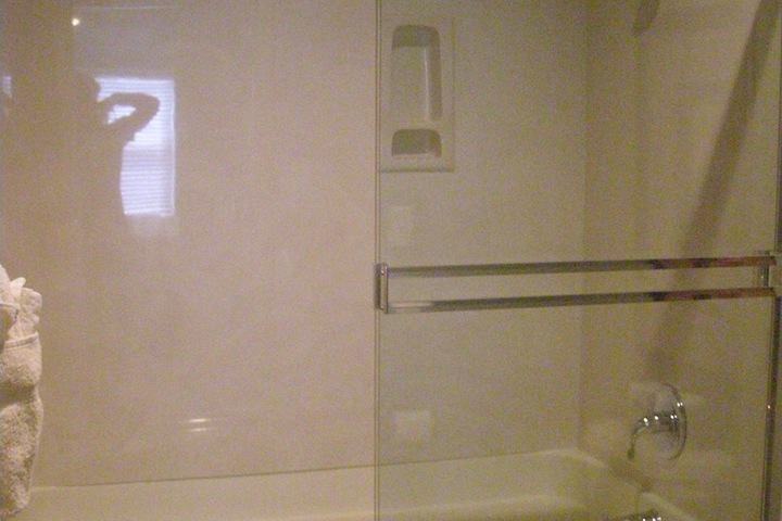 Room 11 of 12