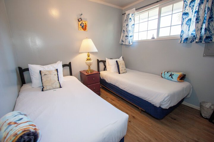 Room 32 of 50