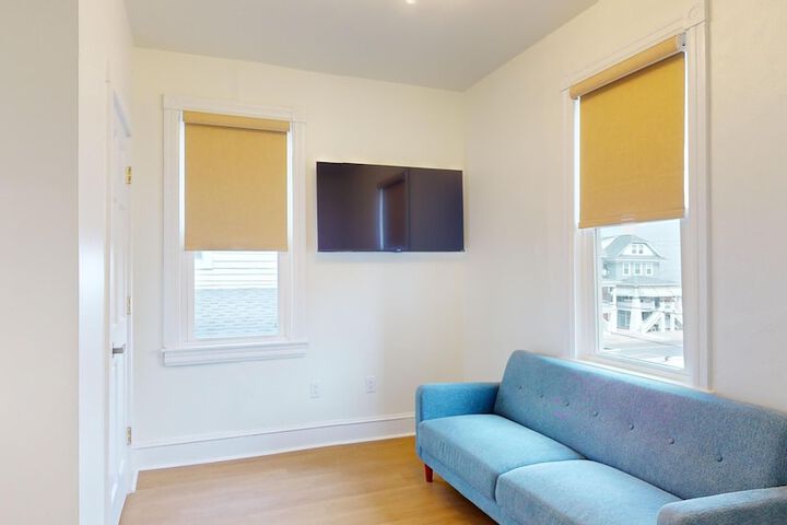 Room 3 of 45
