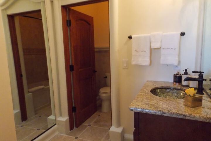 Room 10 of 15