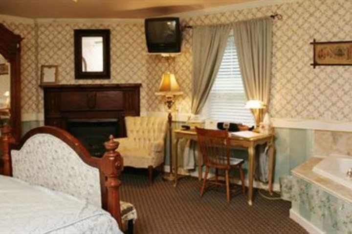 Room 30 of 58