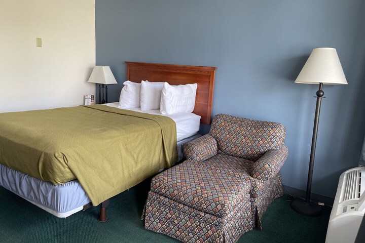 Room 21 of 22