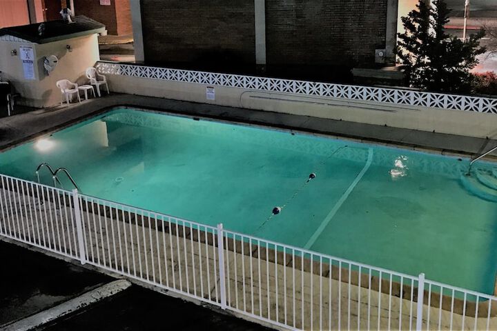 Pool 3 of 17