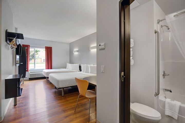 Room 37 of 46