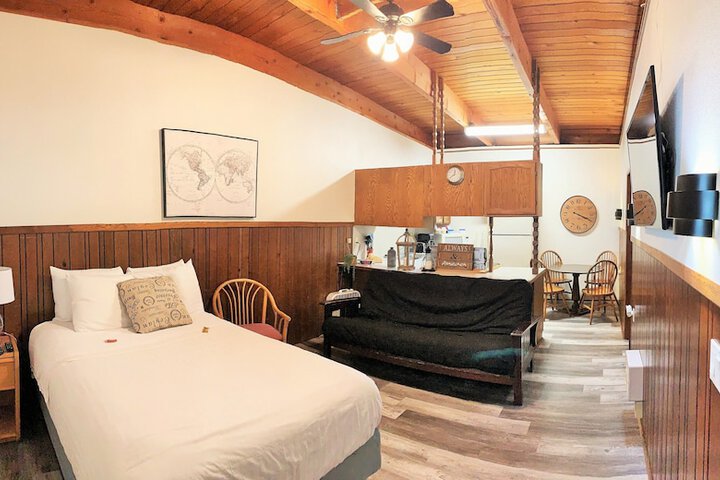 Room 80 of 135
