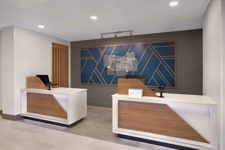 Holiday Inn Express Hotel & Suites DFW West - Hurst by IHG