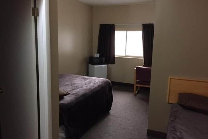 Room 18 of 24