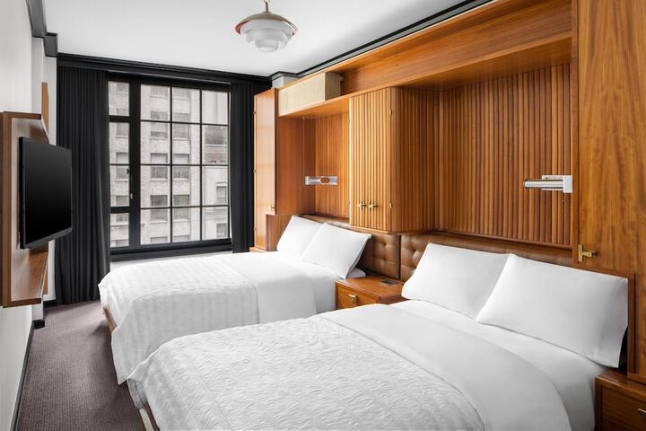 Room 34 of 53