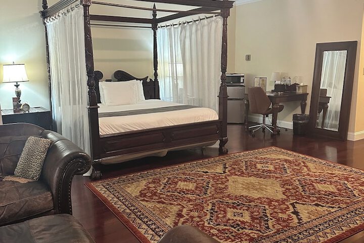 Room 43 of 55