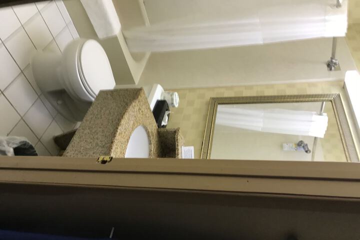 Room 13 of 29