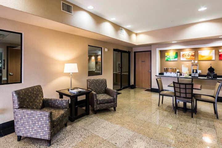 Hotel Interior 5 of 25