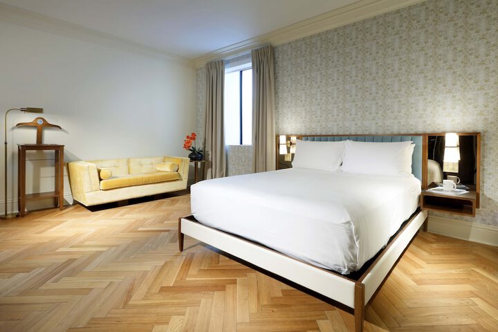 Room 21 of 58