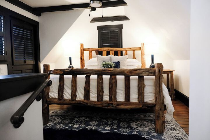 The Winchester Lodge