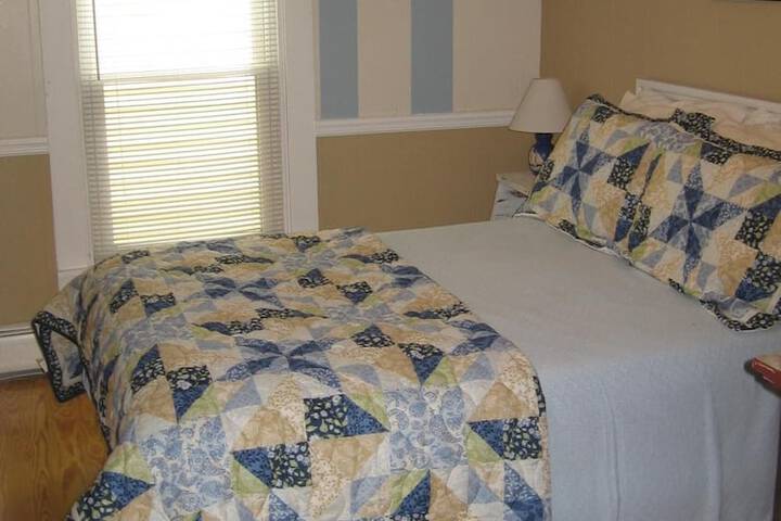 Room 18 of 39