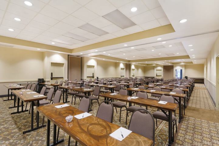 Radisson Hotel Nashville Airport