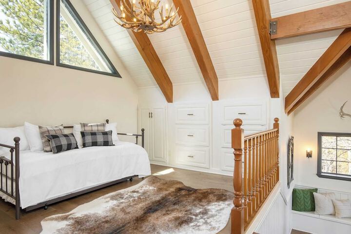 Pollock by Avantstay Stunning Views w / Movie Room Game Room & Large Balcony