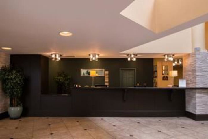 Ramada Plaza Rochester Airport