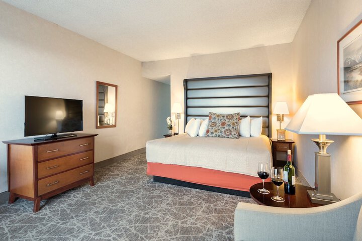Room 9 of 19