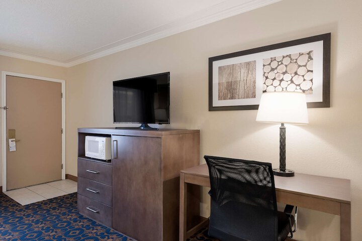 Best Western Butch Cassidy Inn