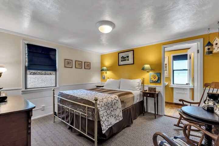 Room 227 of 256